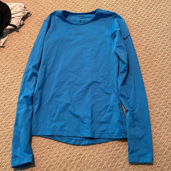 Nike long sleeve - Picture 1 of 2